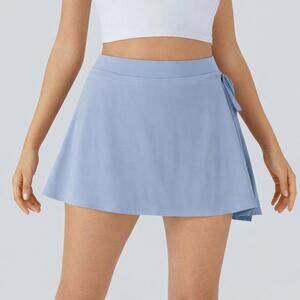 NWT Halara Women's Mini Skirt Light Blue Size Large